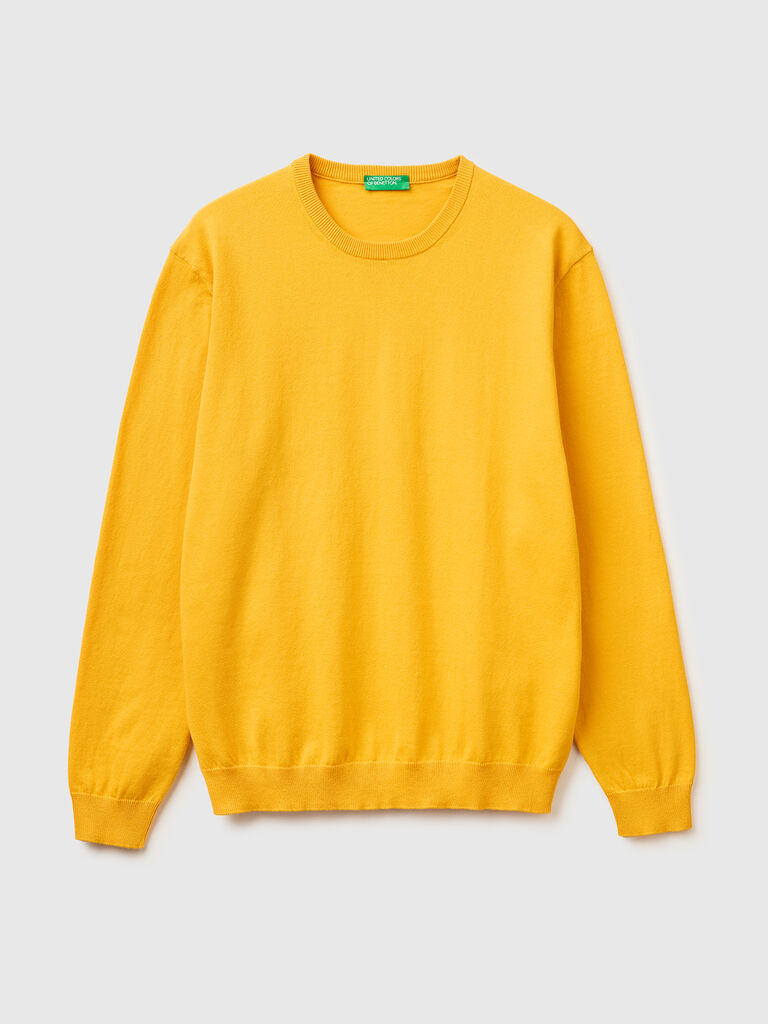 100% cotton crew neck top