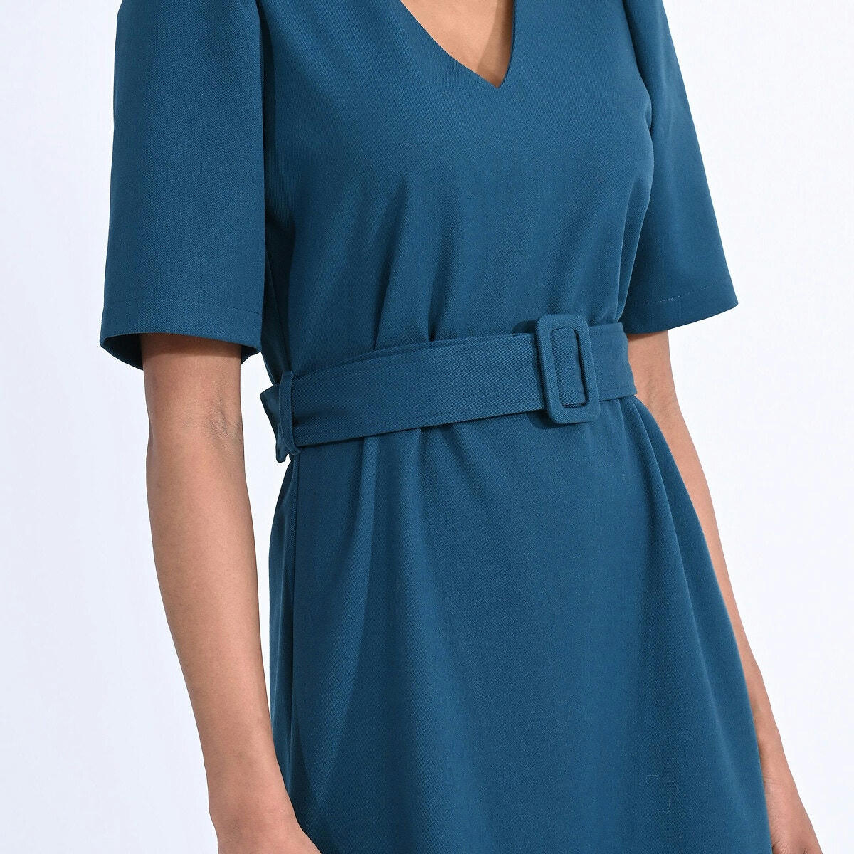 Robe  manches courtes avec ceinture