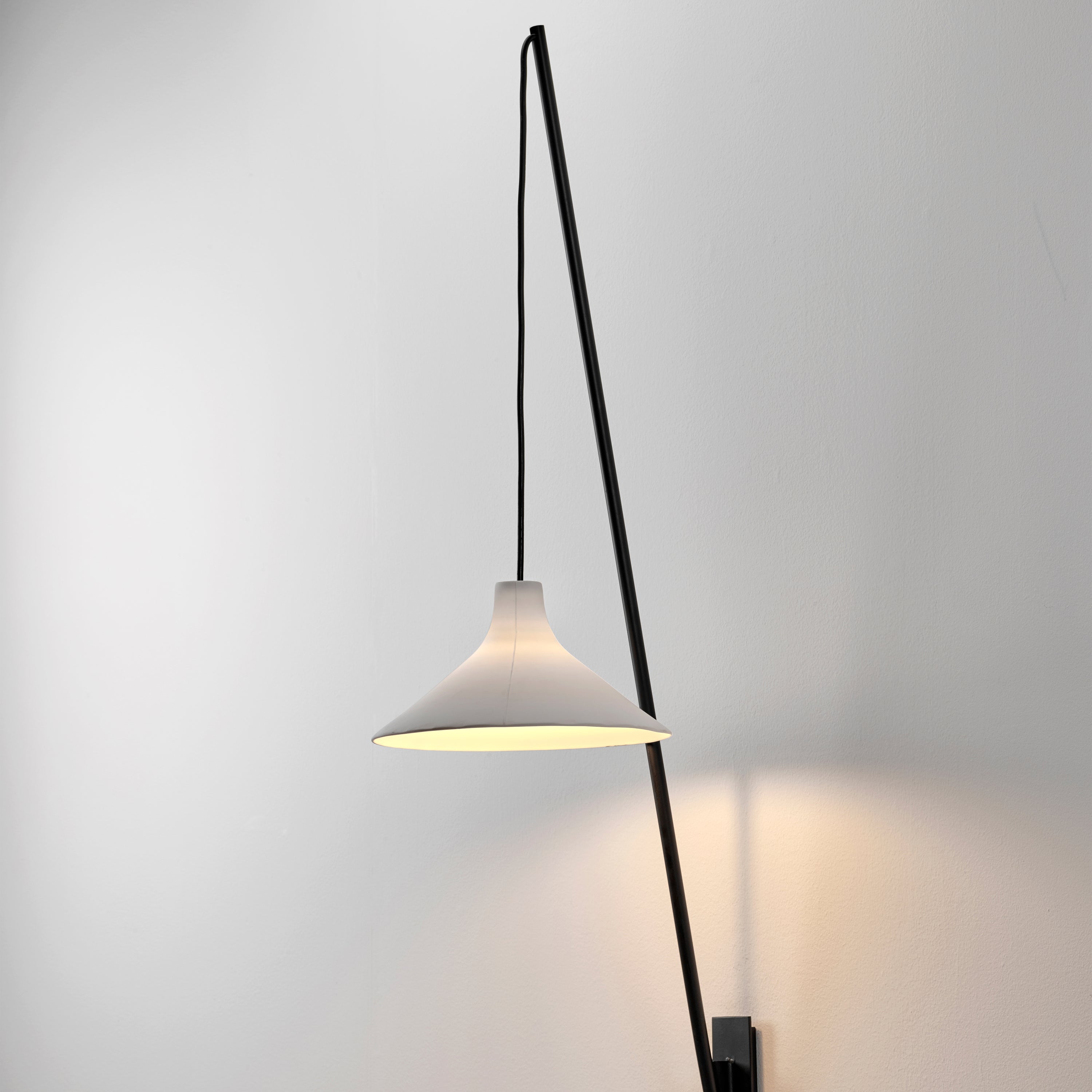 SERAX - Seppe Van Heusden - Seam Wandlamp - M - H 100 cm