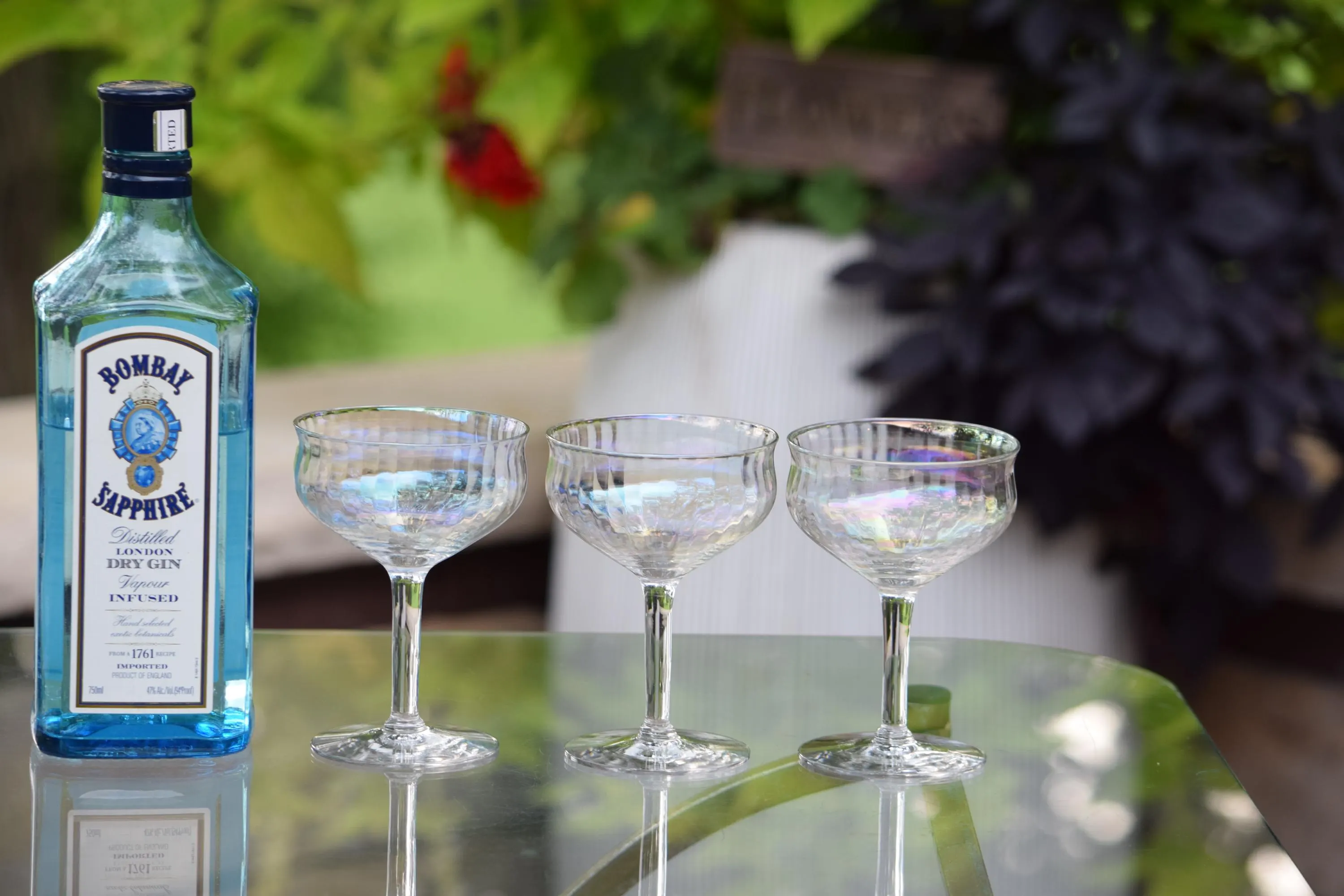 6 Vintage Iridescent Cocktail Glasses, 1950's, Vintage Iridescent Champagne Coupes, Unique Shaped Cocktail Glasses, Mixologists Glasses