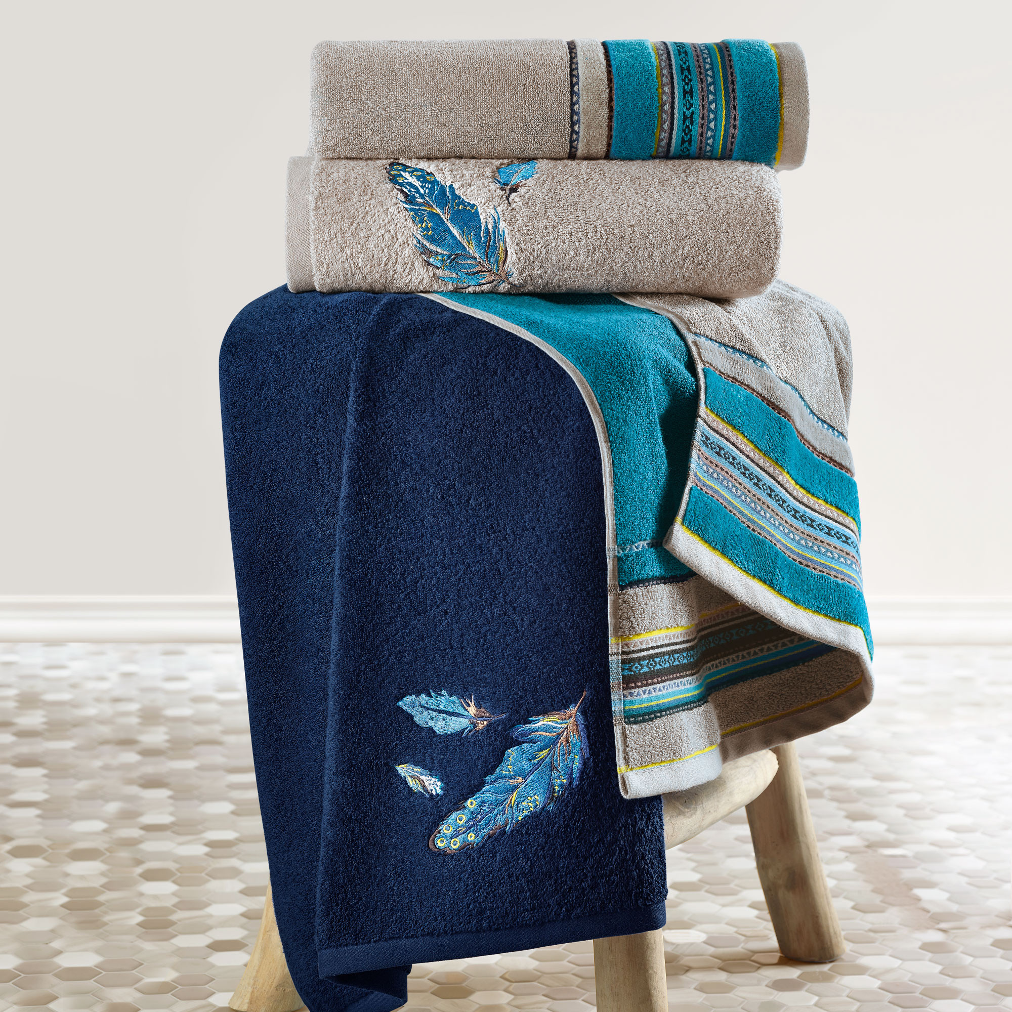 Linge de bain brodéBleu de Paon