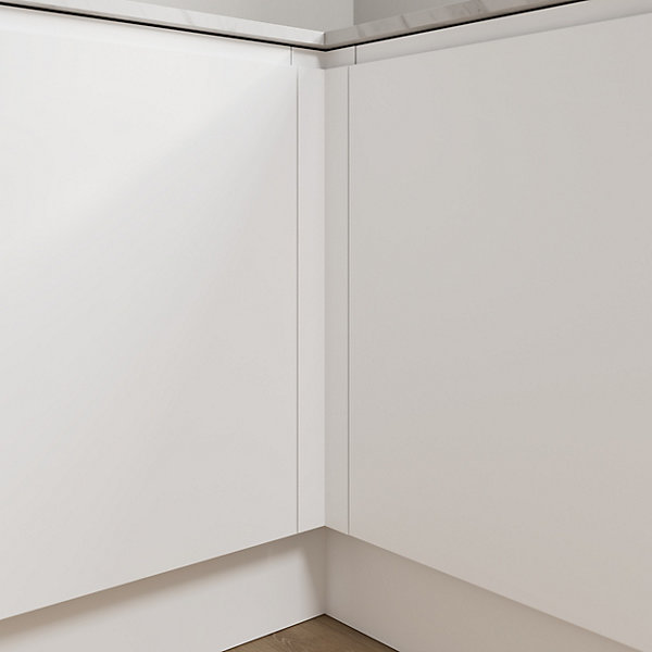 Fileur d'angle blanc mat H.71,5 x l.5,9 x P.5,9 cm GoodHome Garcinia