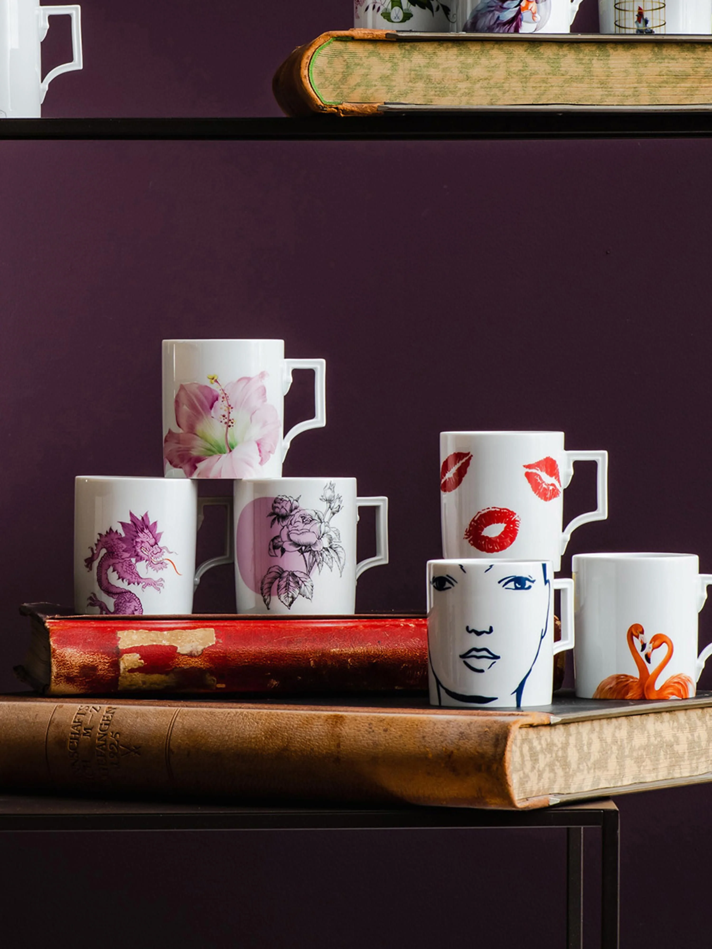 Handgefertigte Tasse Carol aus Porzellan