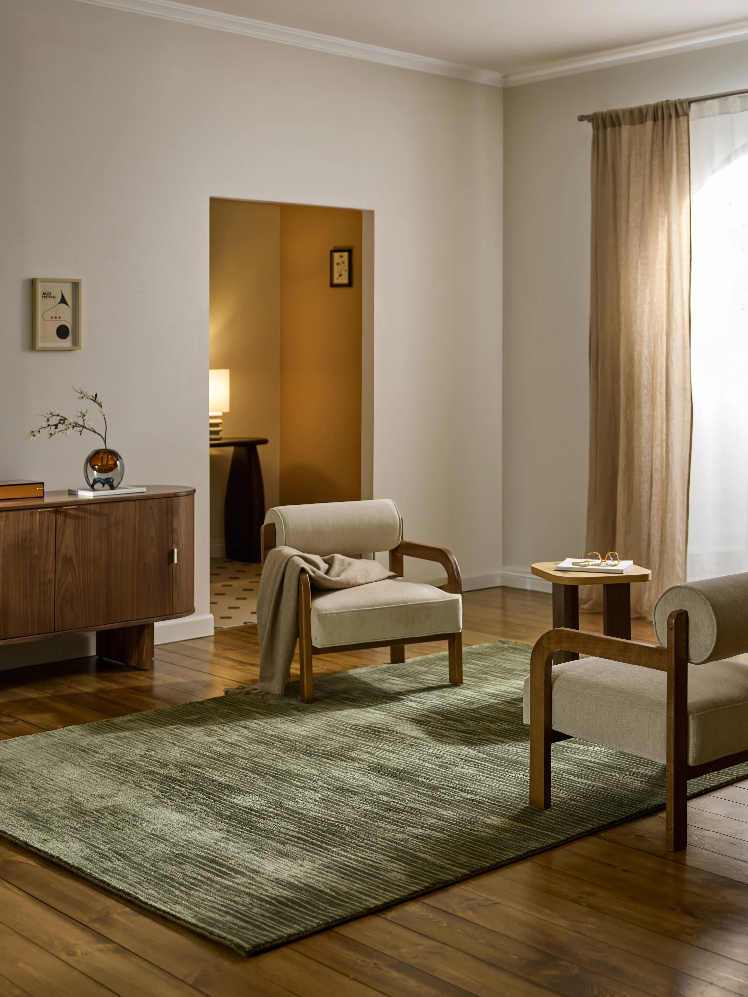 Handgewebter Lyocell-Teppich Oriana