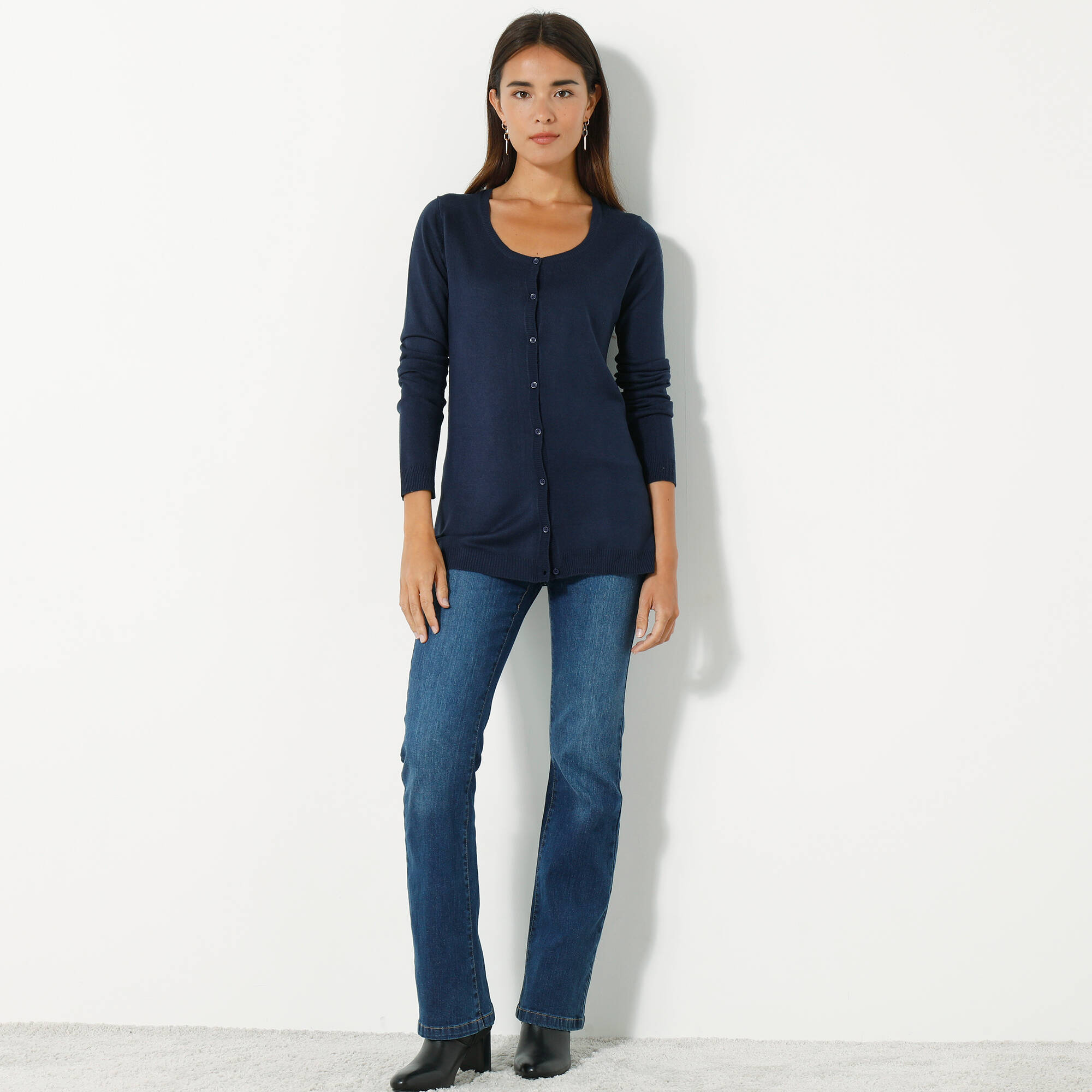 Cardigan boutonné col rond uni, toucher doux