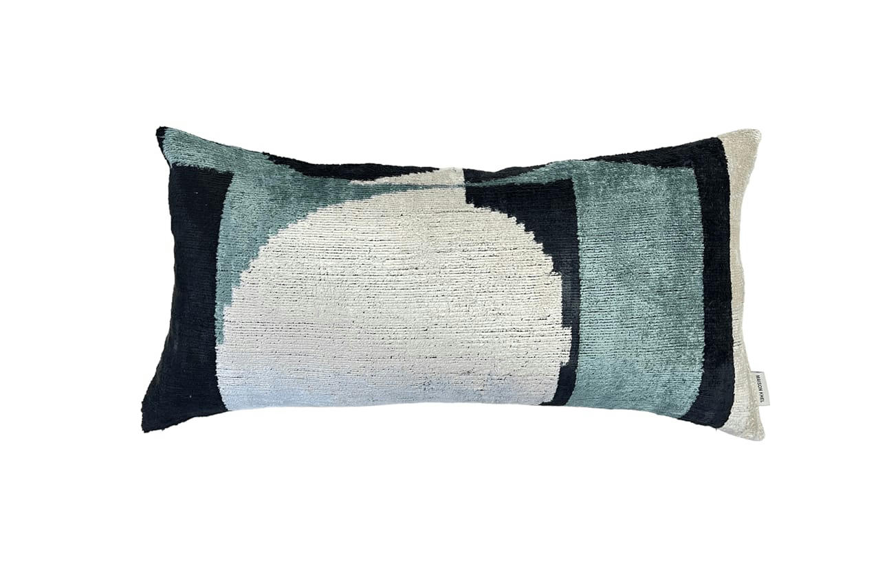 - Housse de coussin velours soie ikat   30x60 multicouleur