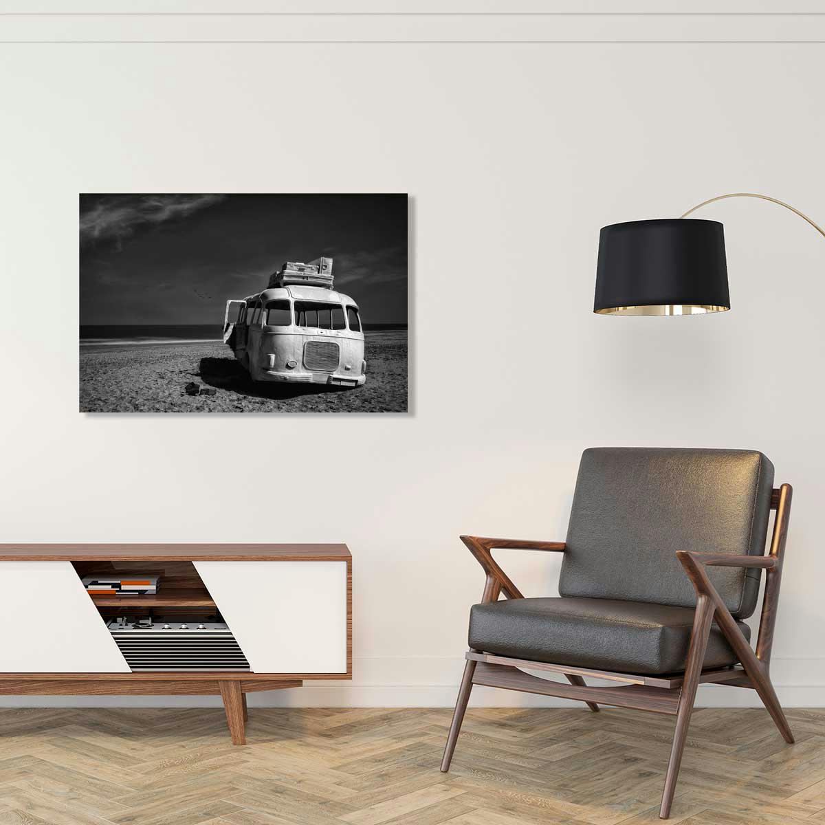 - Tableau beached bus imprimé sur toile 90x60cm