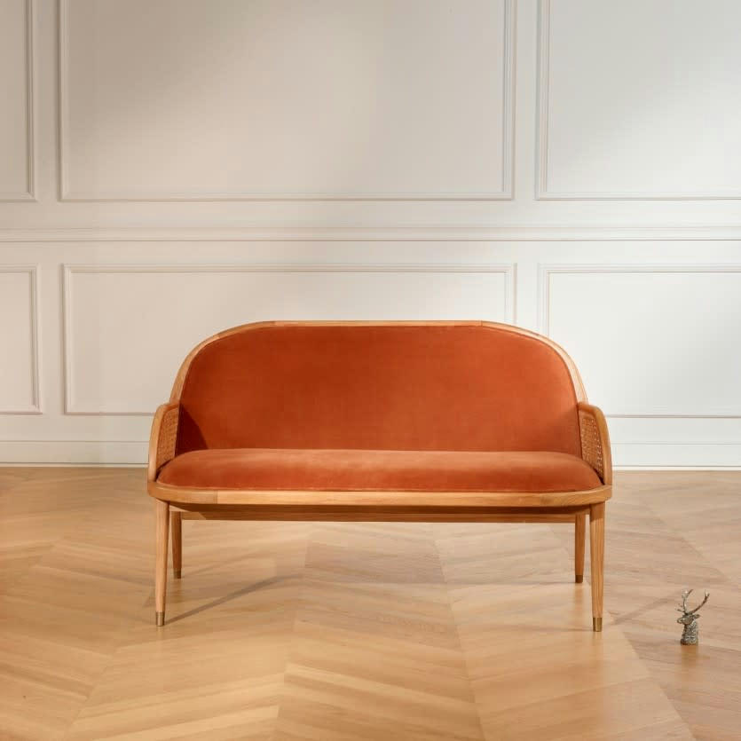 MARCEL - Banquette 2 places en chêne massif, cannage et velours caramel