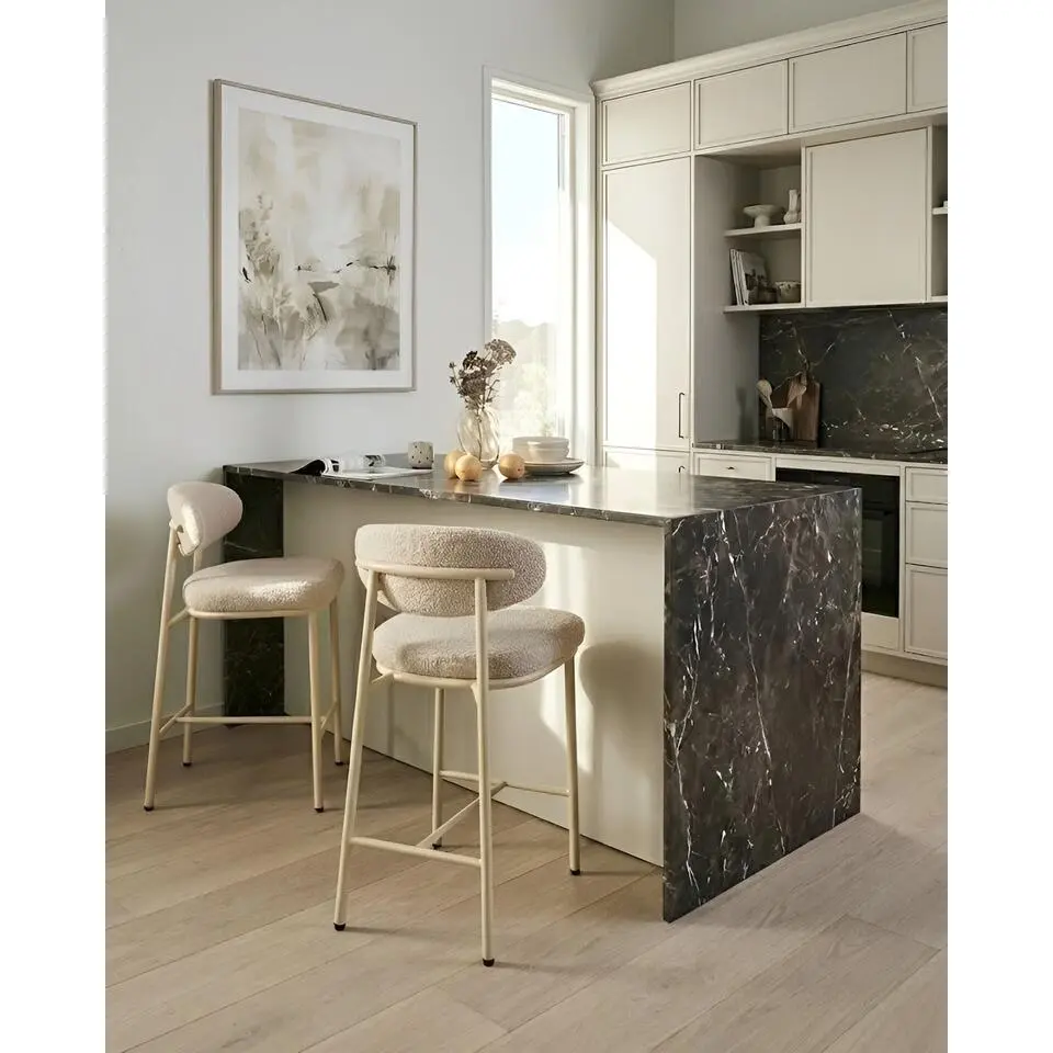 UNITY - Set van 2 barstoelen - Lichtbeige - Boucl&eacute;