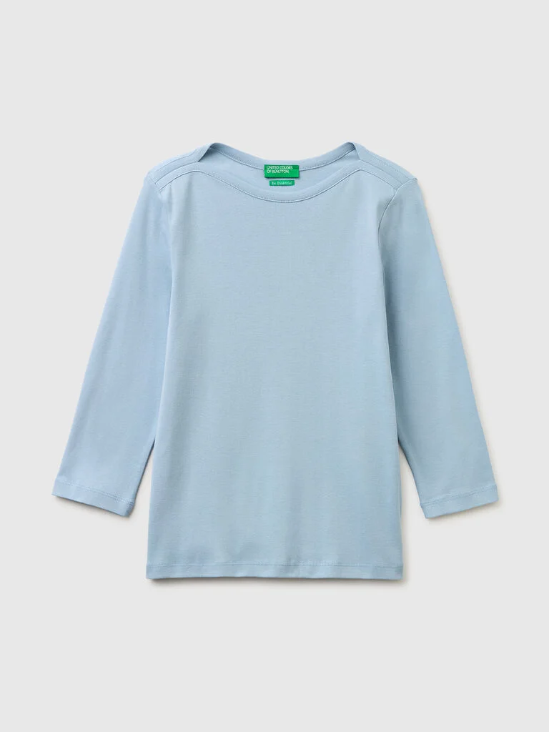 Slim fit t-shirt with boat neck