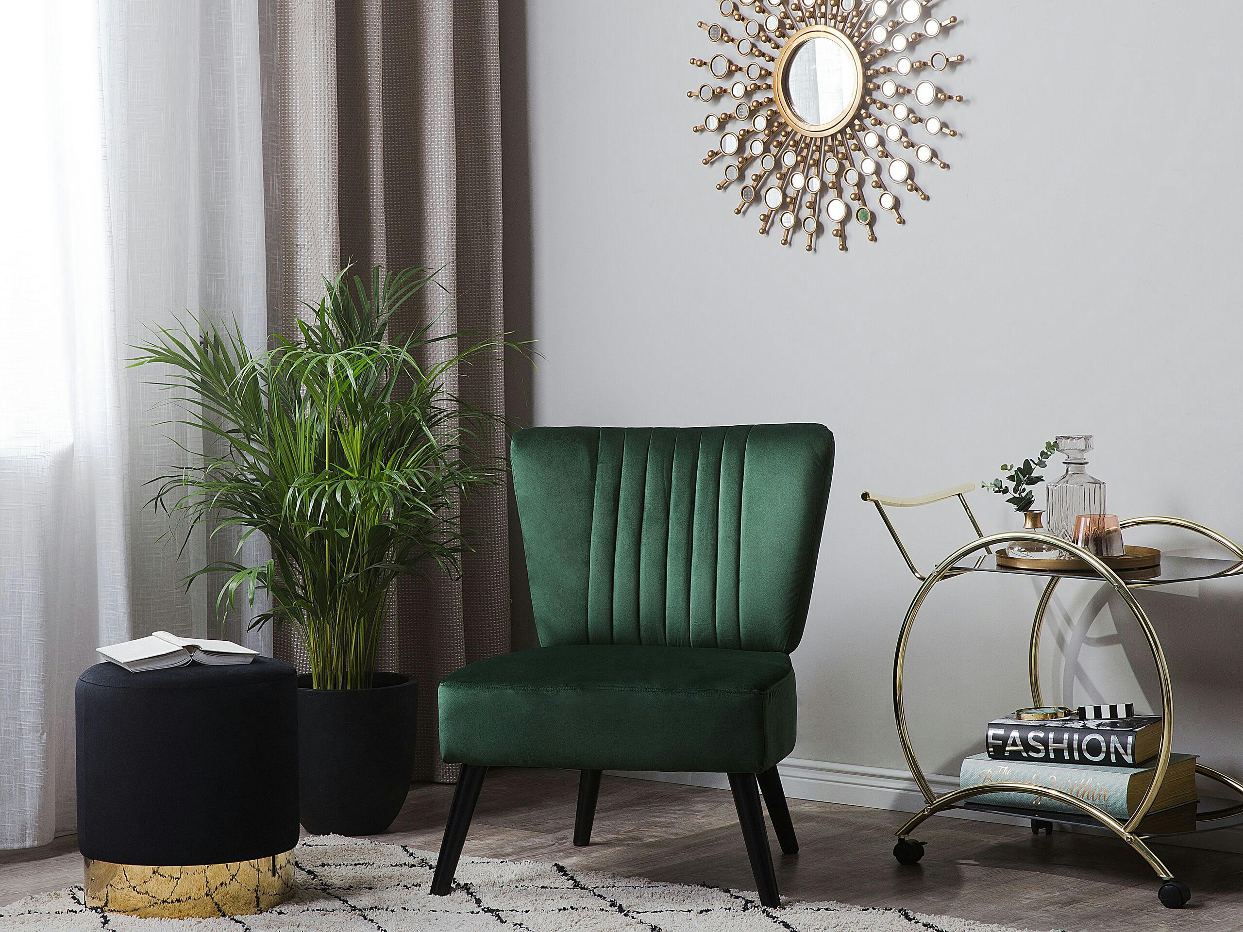 VAASA - Fauteuil en velours vert