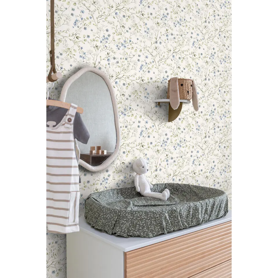 ESTAhome behang bloemetjes vergrijsd groen, blauw en wit - 50 x 900 cm