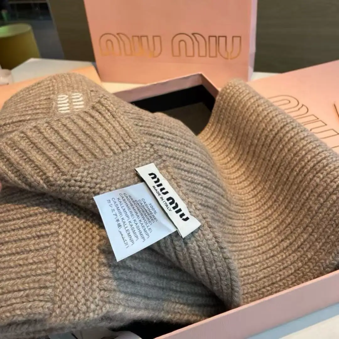 Miu Miu Cashmere scarf