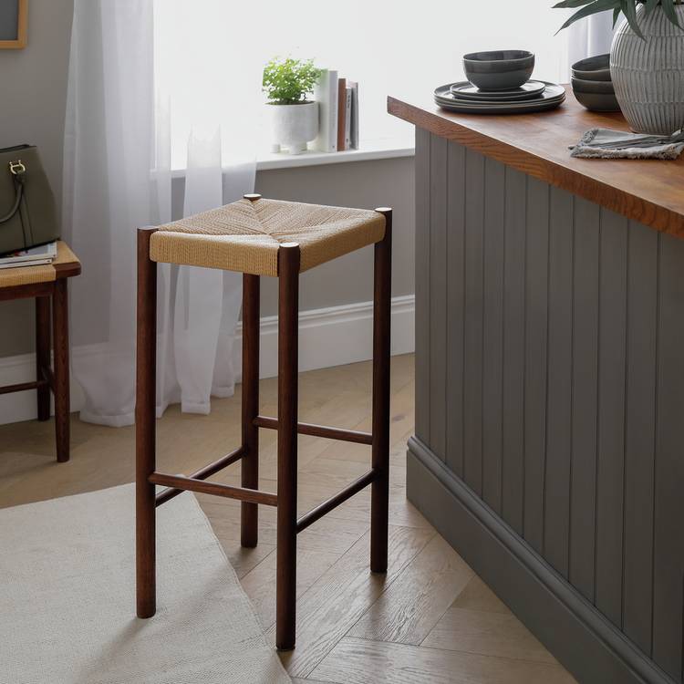 Habitat Hanna Oak Counter Stool - Walnut
