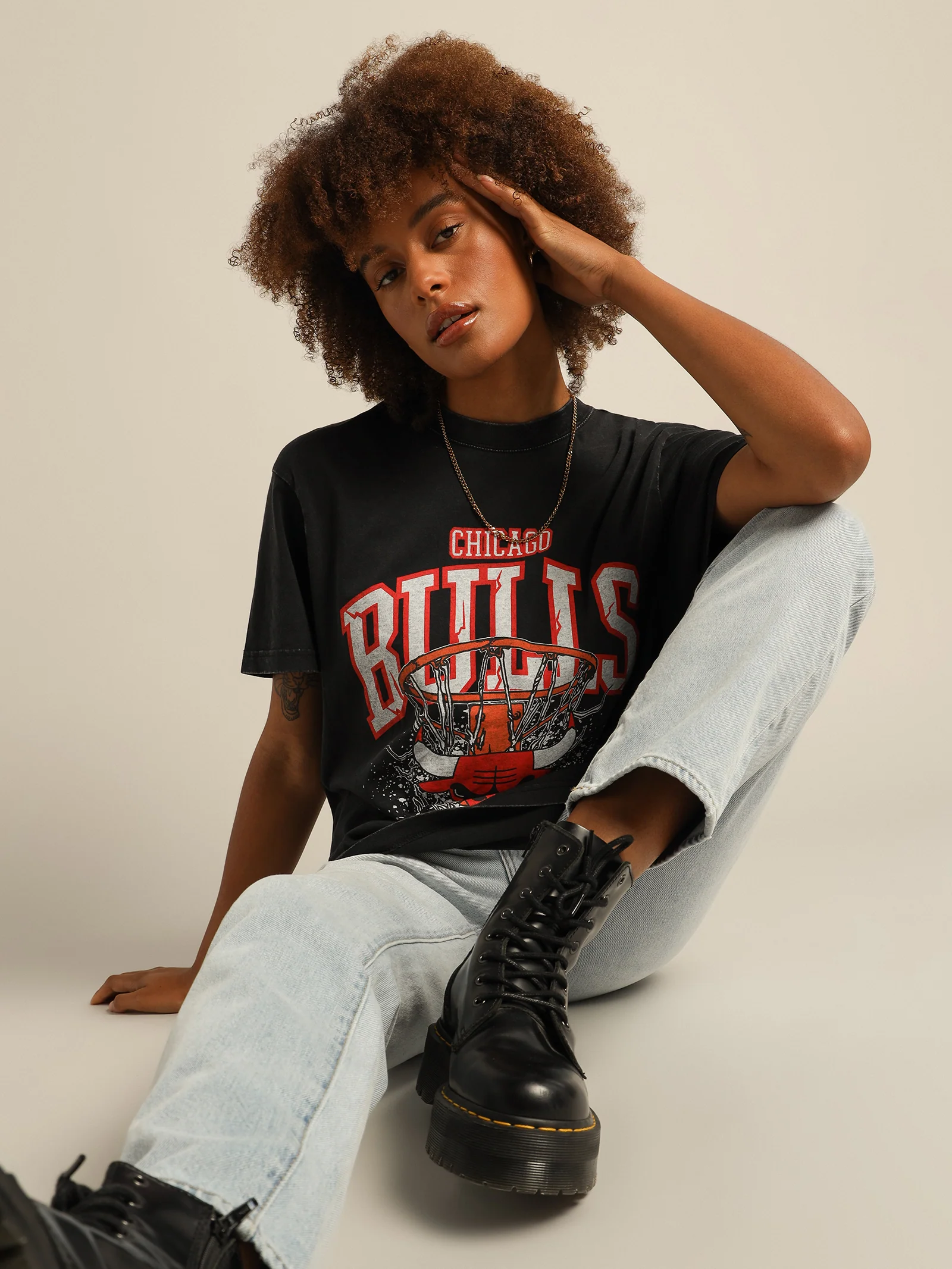 Vintage Arch Boxy Bulls T-Shirt