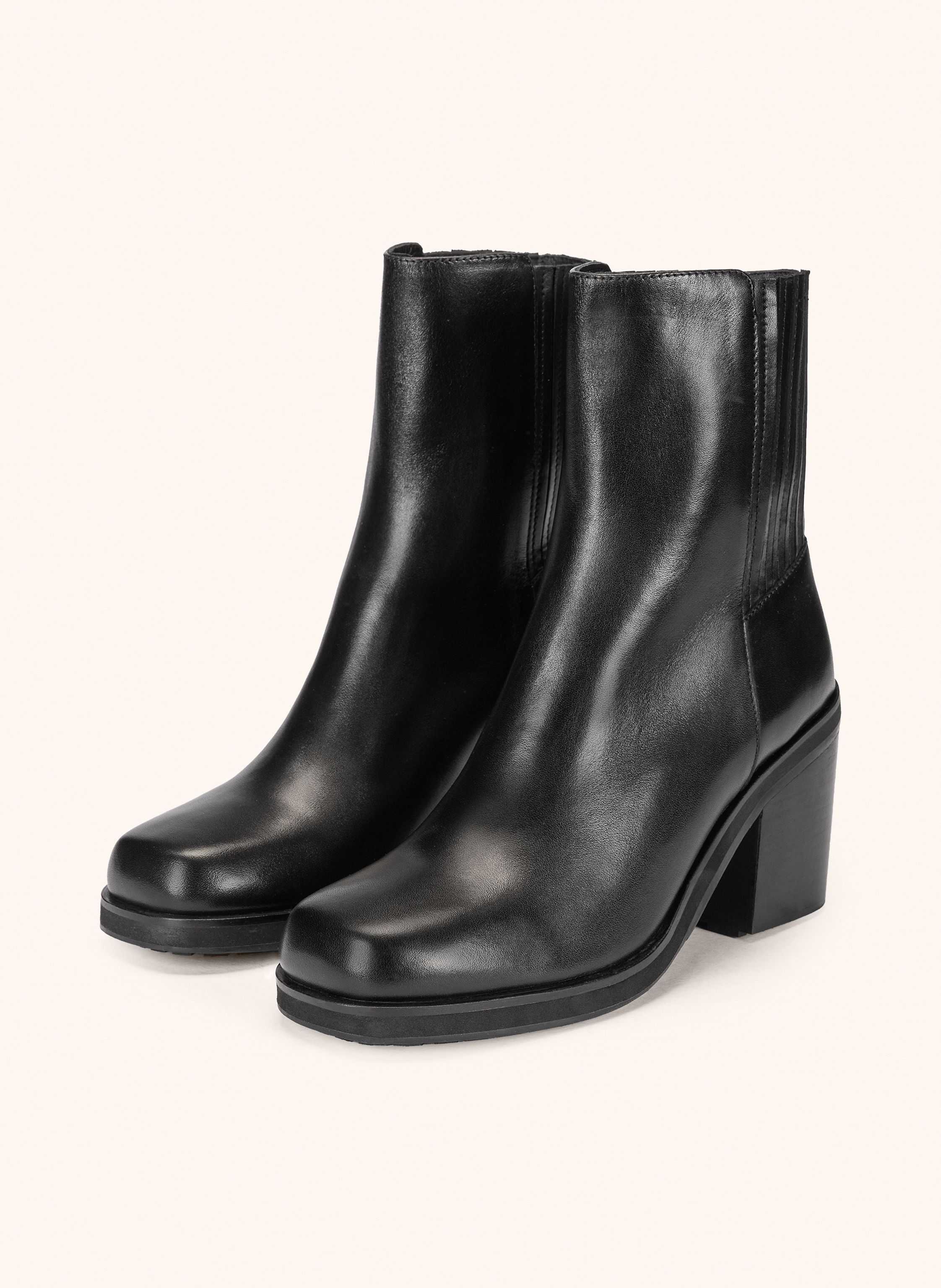 LLOYD ARIA 315 Stiefelette