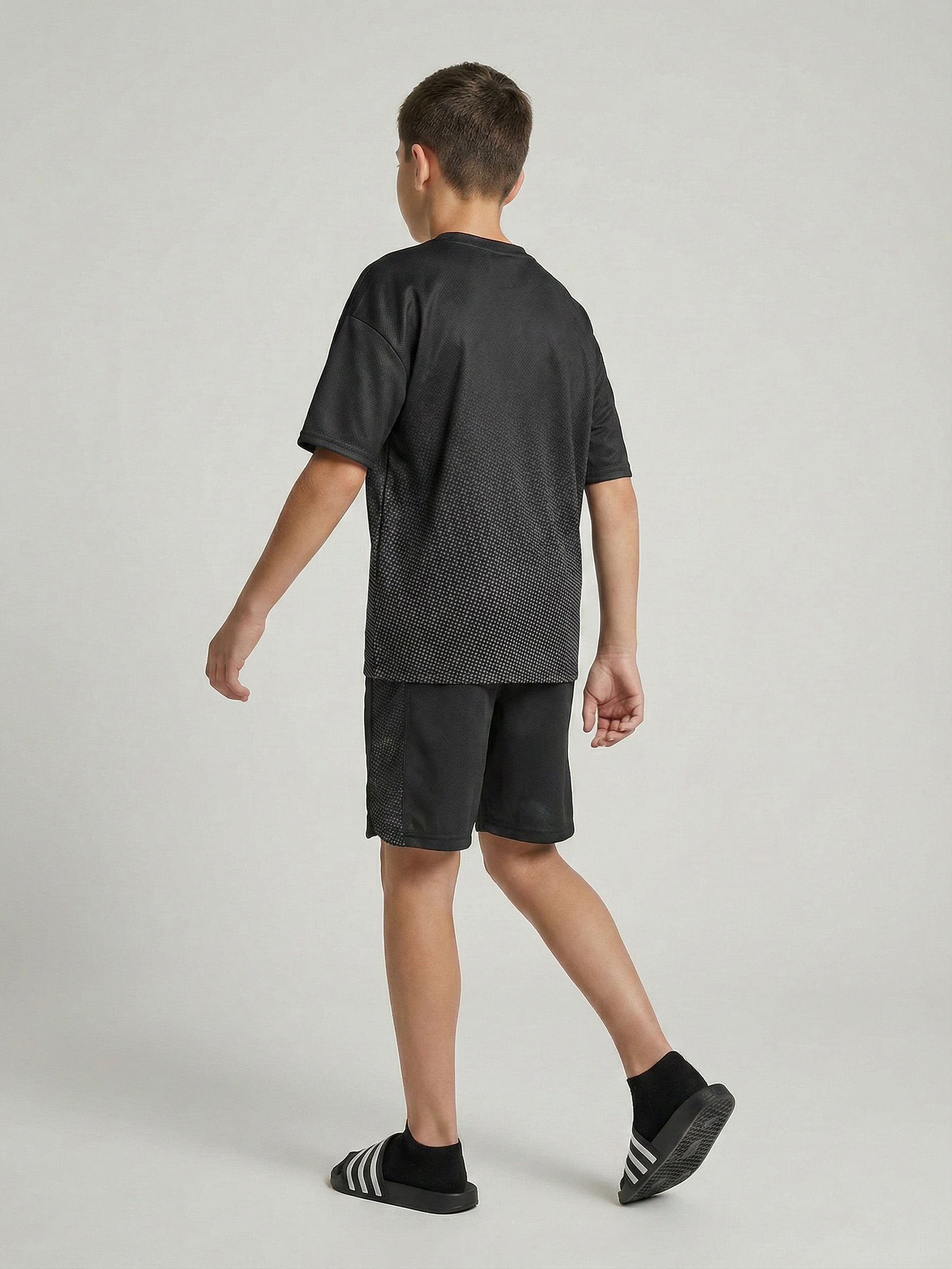Komplet sportowy oversize z elementami odblaskowymi Active