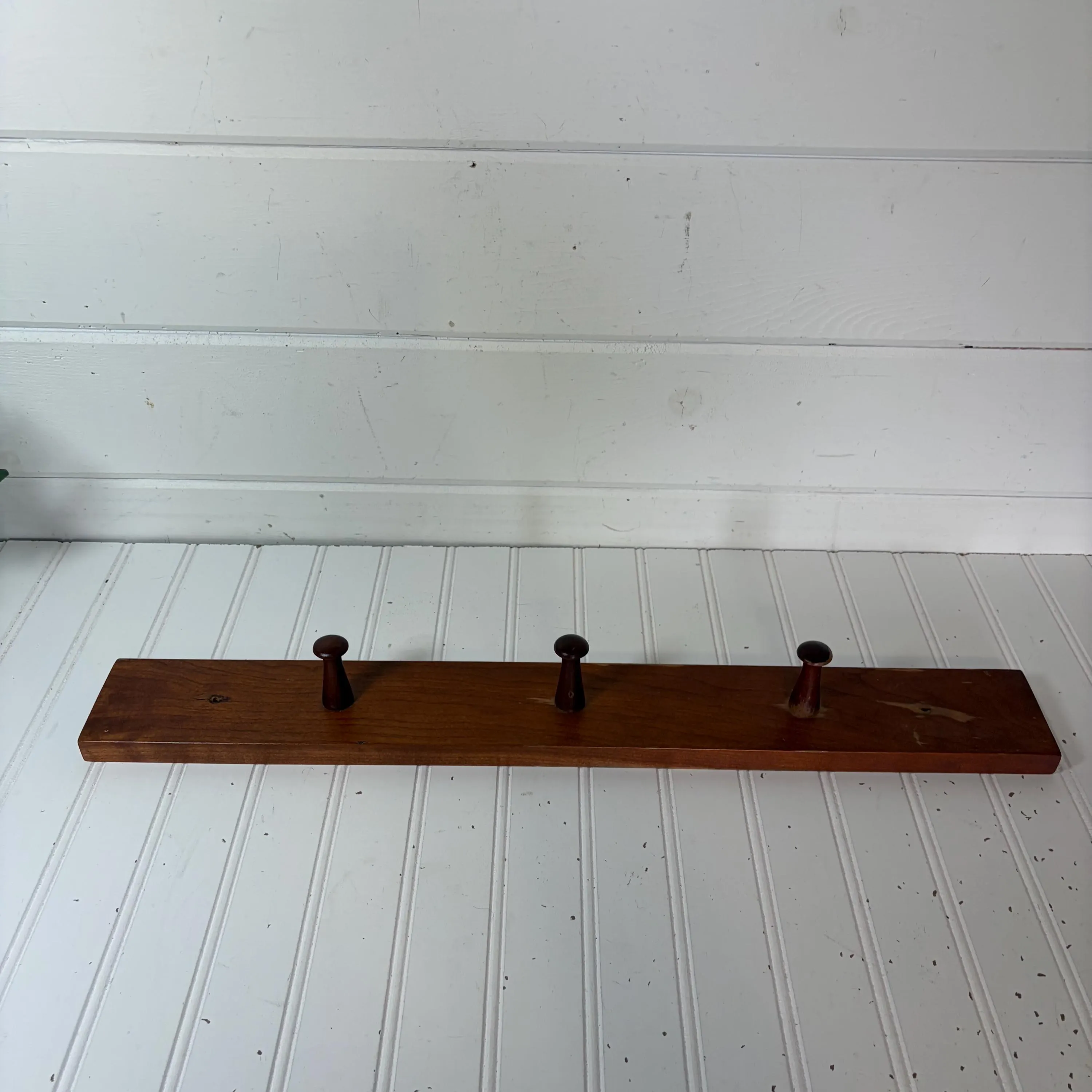 Vintage Wooden 3 Peg Shelf | Shakertown