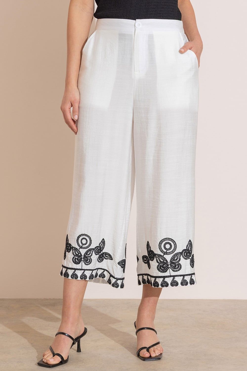 Klass. Embroidered Wide Leg Cropped Trousers