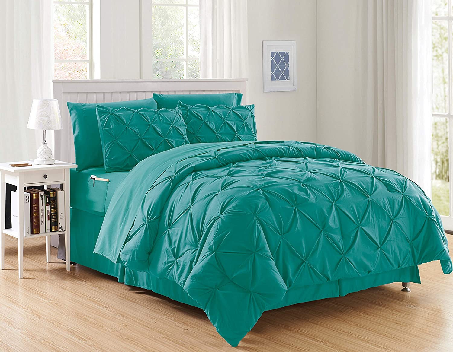 Luxury 8 pcs Bed-in-a-Bag Silky Soft Complete Comforter Set Double Sided Pockets