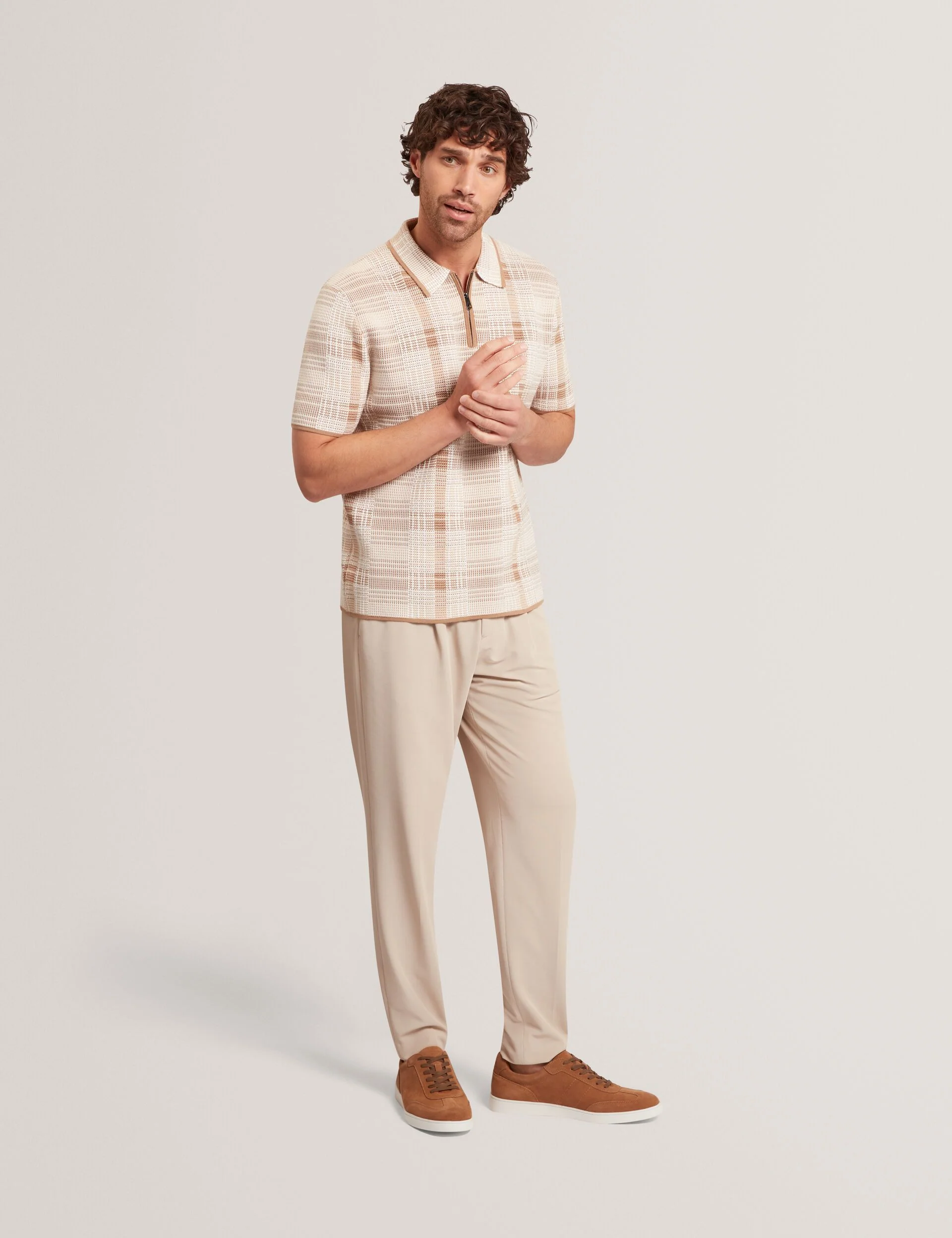 HALPIRT | TAUPE