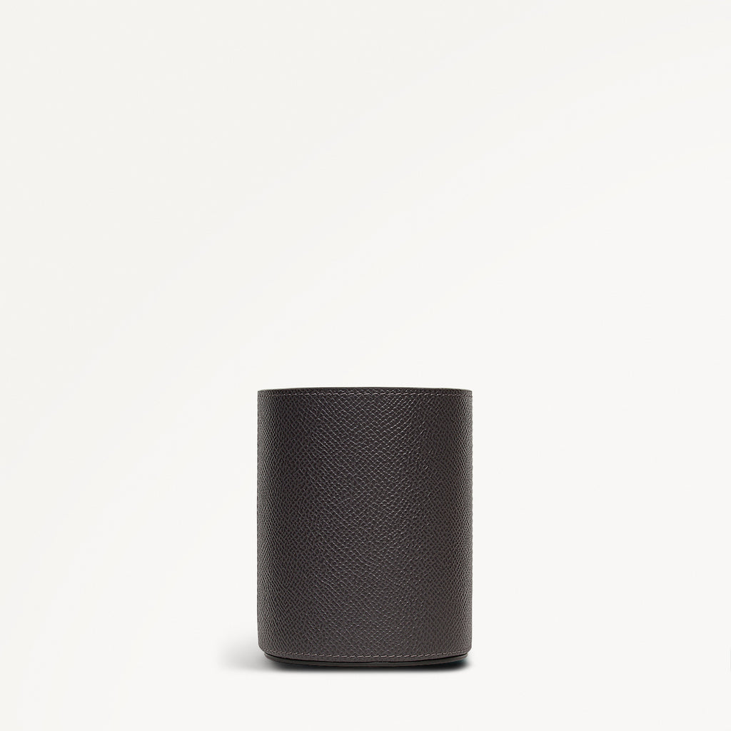 Halcomb Place - Pen Holder