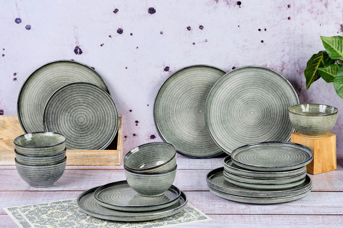 REACTIV - Set vaisselle 18 pièces en grès gris