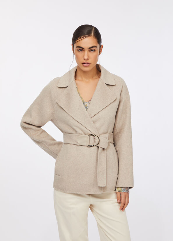 Cappotto in lana con cintura