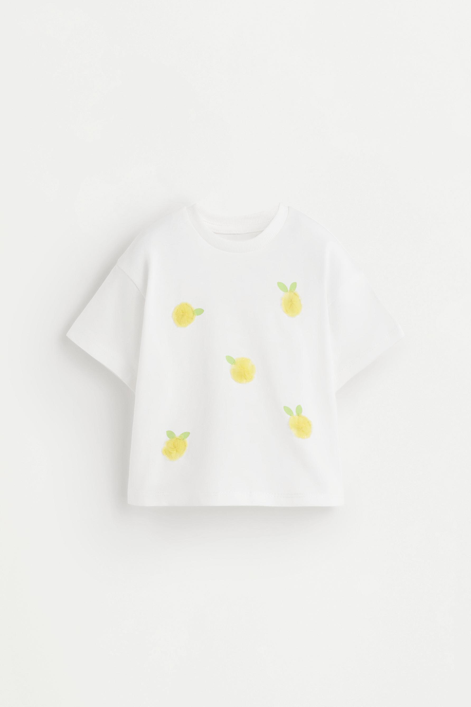Camiseta apliques crochet