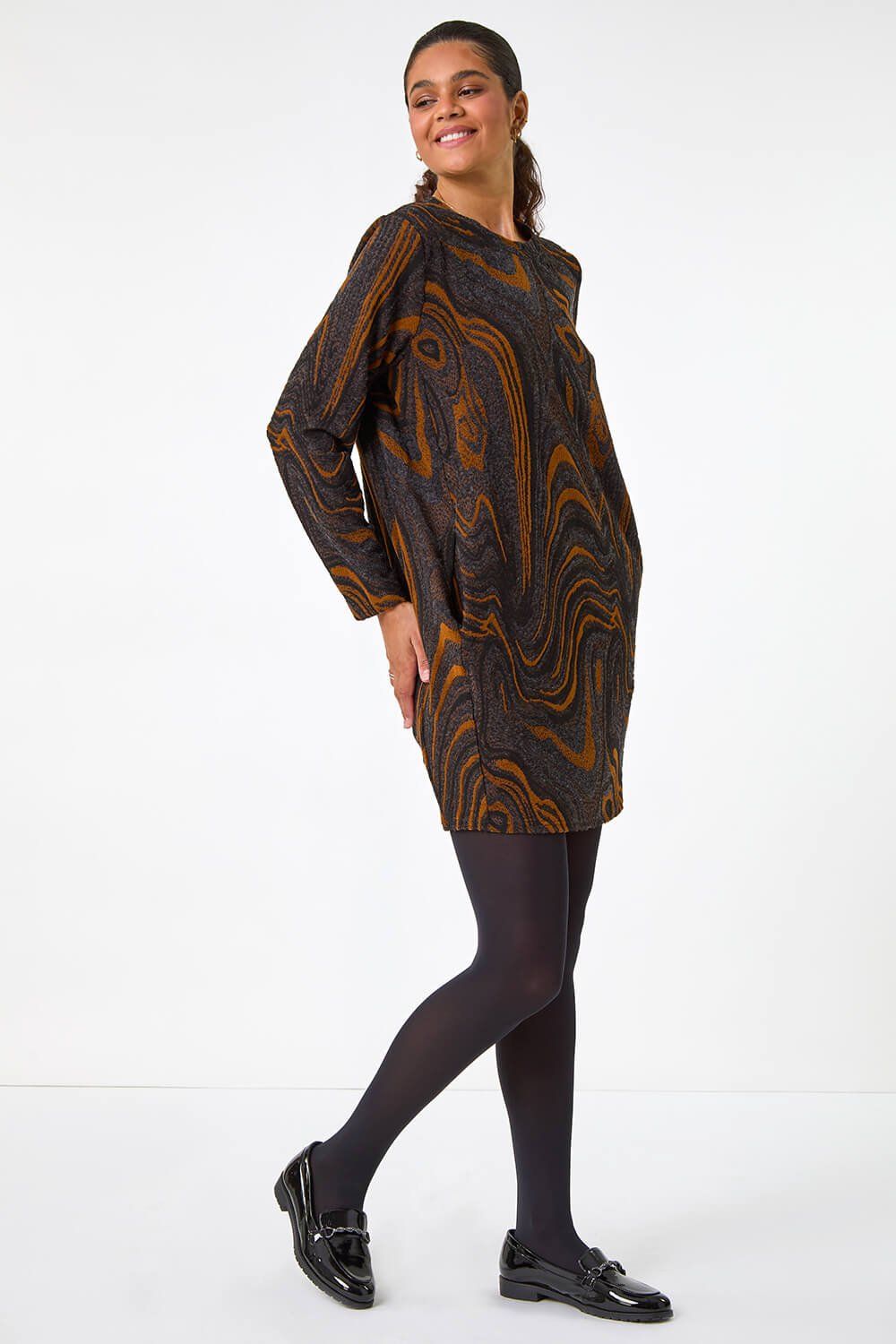 Roman Textured Swirl Pattern Stretch Cocoon Dress