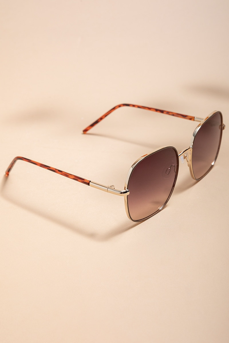 Lilly Oversized Square Sunglasses