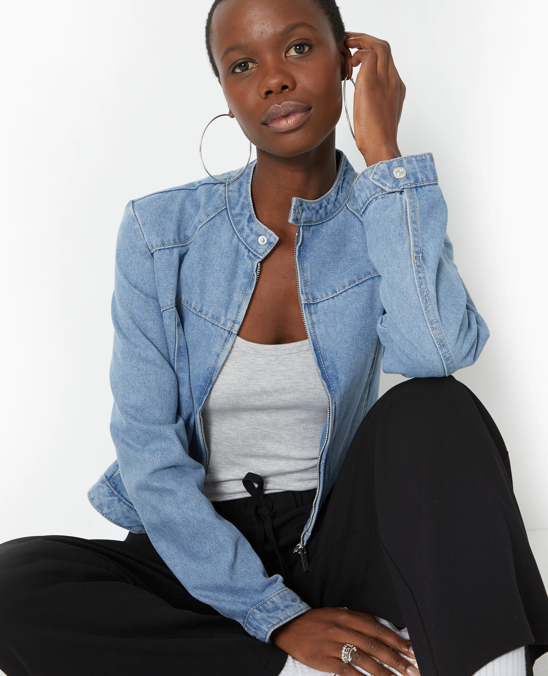 Veste en jean esprit biker