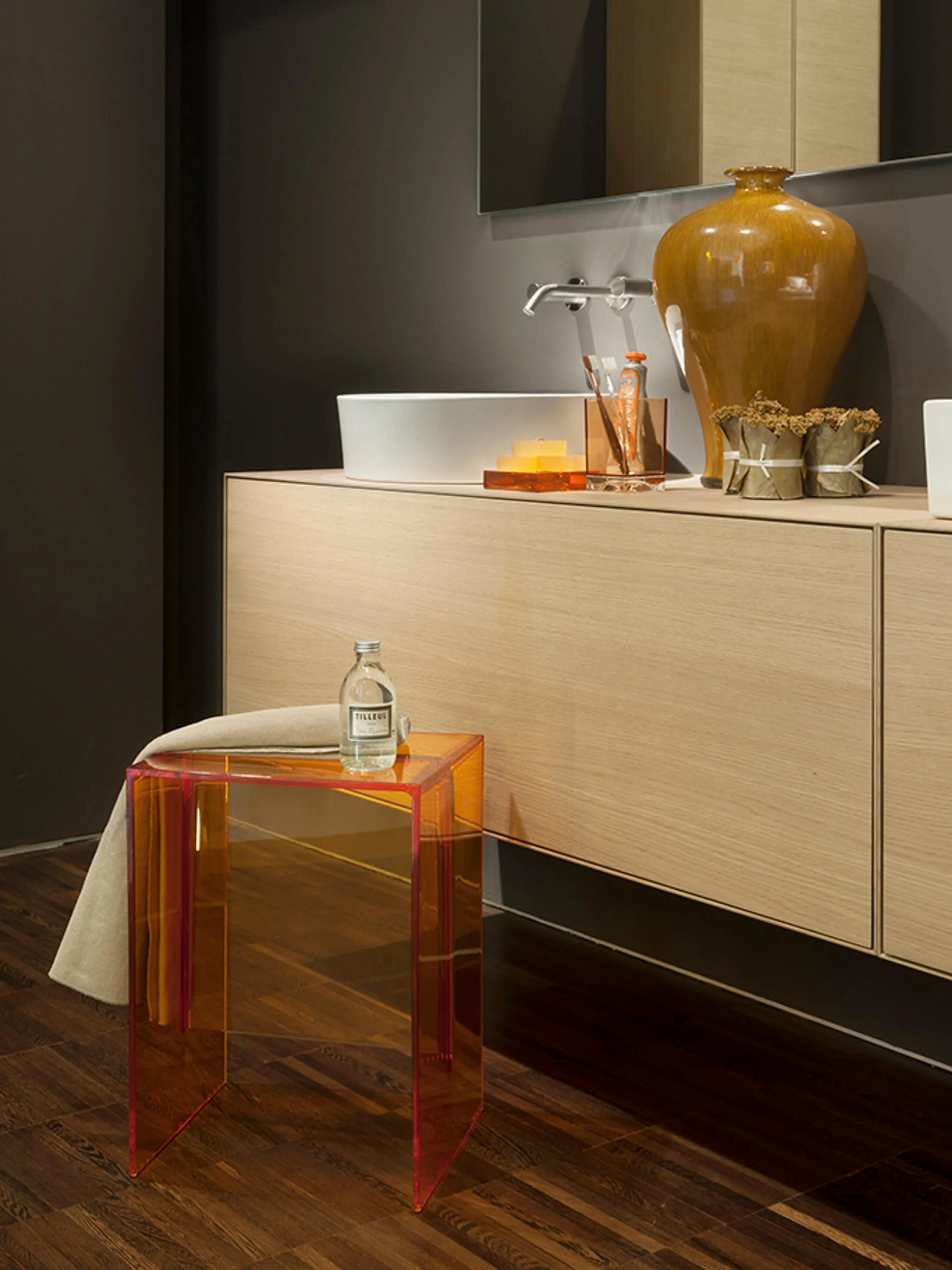 Design Beistelltisch Max-Beam