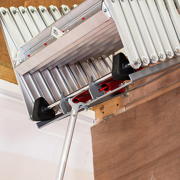 échelle de grenier accordéon aluminium 2.74m, Design compact, Marches antidérapantes, Charge max. 150 kg, BPS Depot