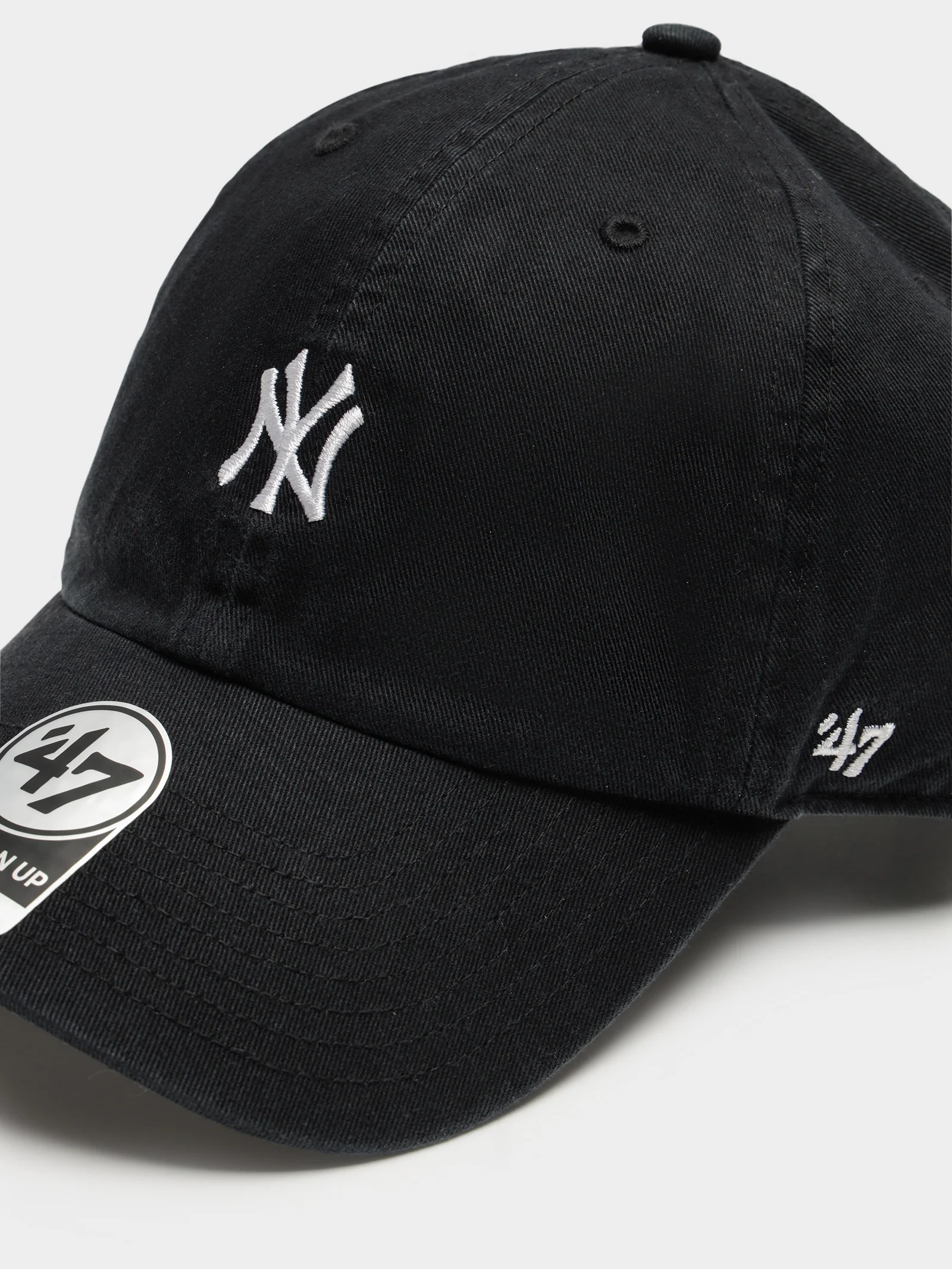 Base Runner NY Yankees Cap