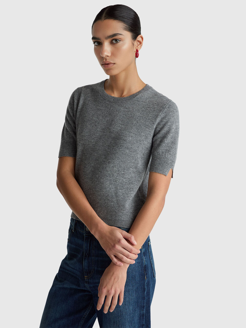 Dark gray short sleeve sweater in pure Merino wool