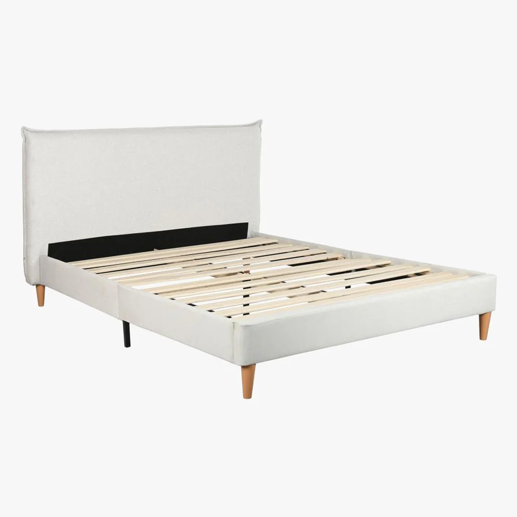 Cama Tecido com Cabeceira Reta e Pés de Madeira Cru SERENA