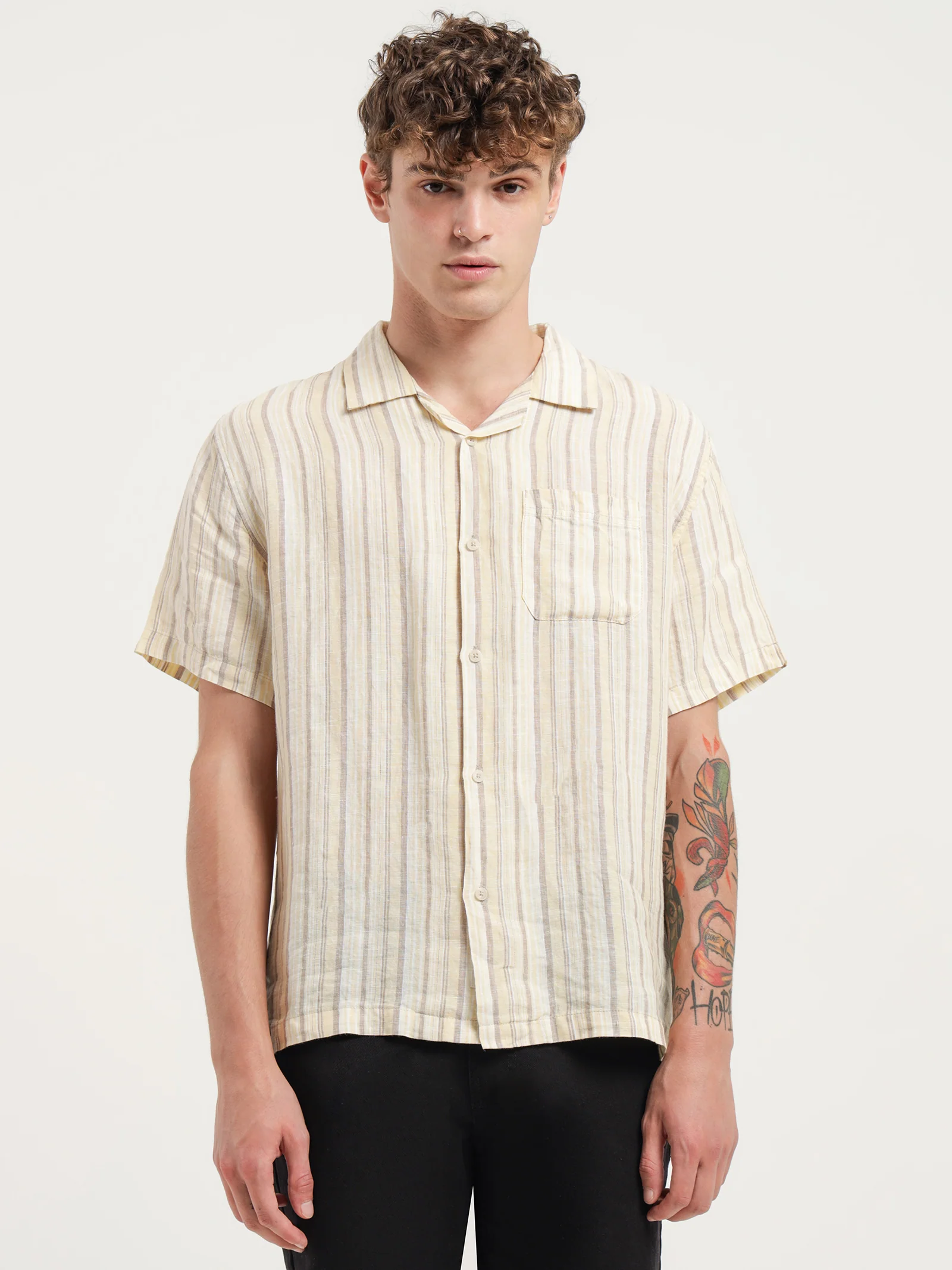 Kole Linen Shirt inn Ochre Stripe