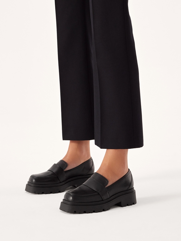 Women's comfortable leather shoes