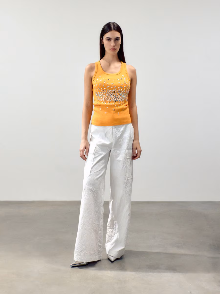 Top With Shiny Appliqu&Eacute;S