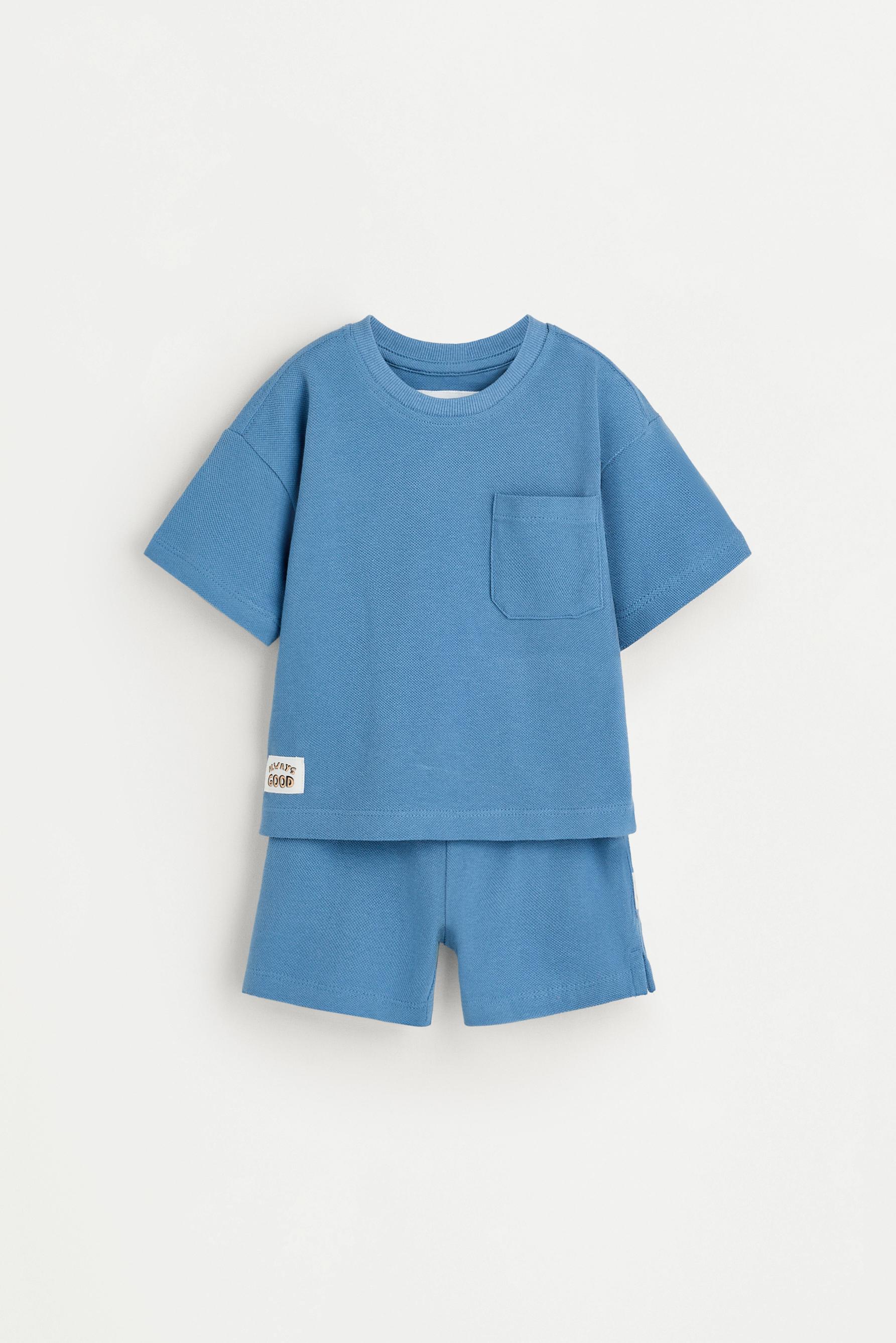 Set camiseta y bermuda piqué