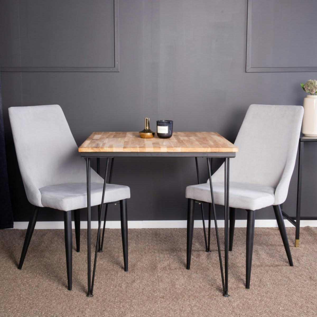 BELLY - Table à manger scandinave avec plateau en bois