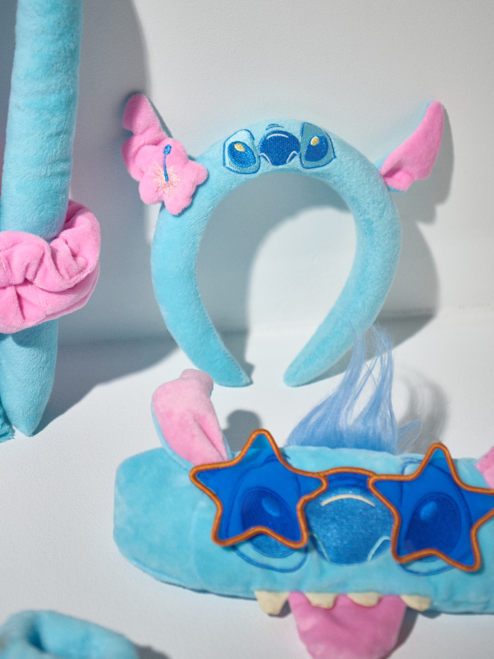 Zestaw kosmetyczny: opaski na nadgarstek i opaska na włosy Lilo & Stitch