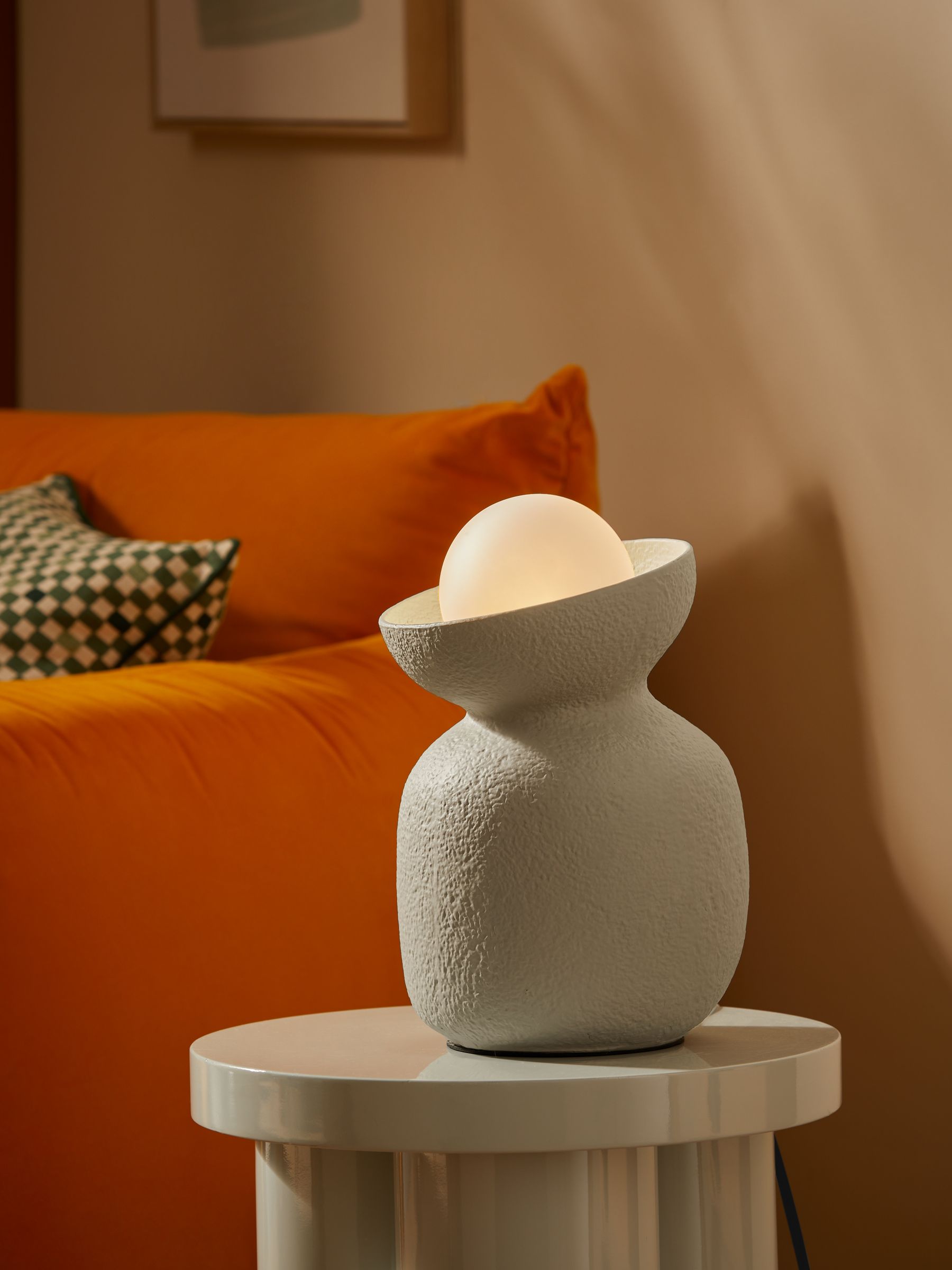 Vera Table Lamp in Cream