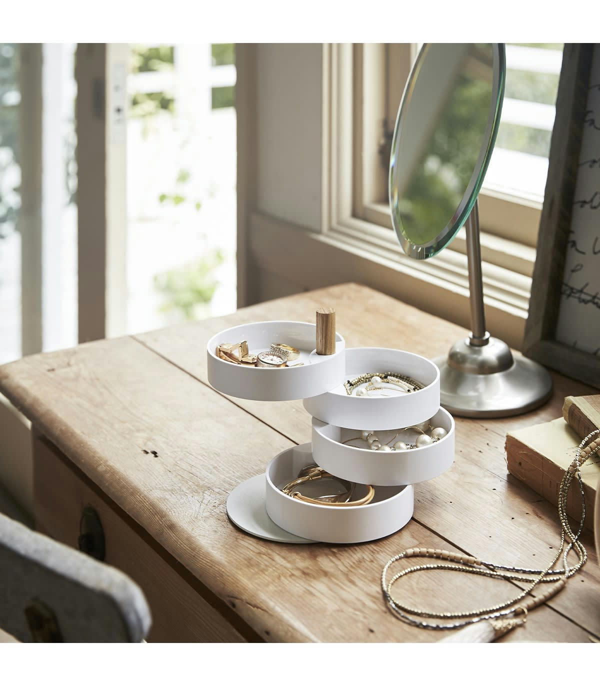 - Boîte à bijoux avec 4 niveaux tournants - L10 cm
