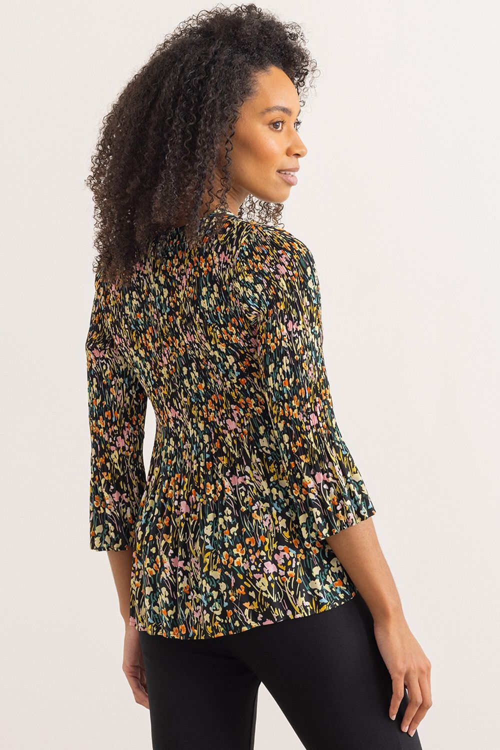 Klass. Three Quarter Sleeve Meadow Print Pleated Top