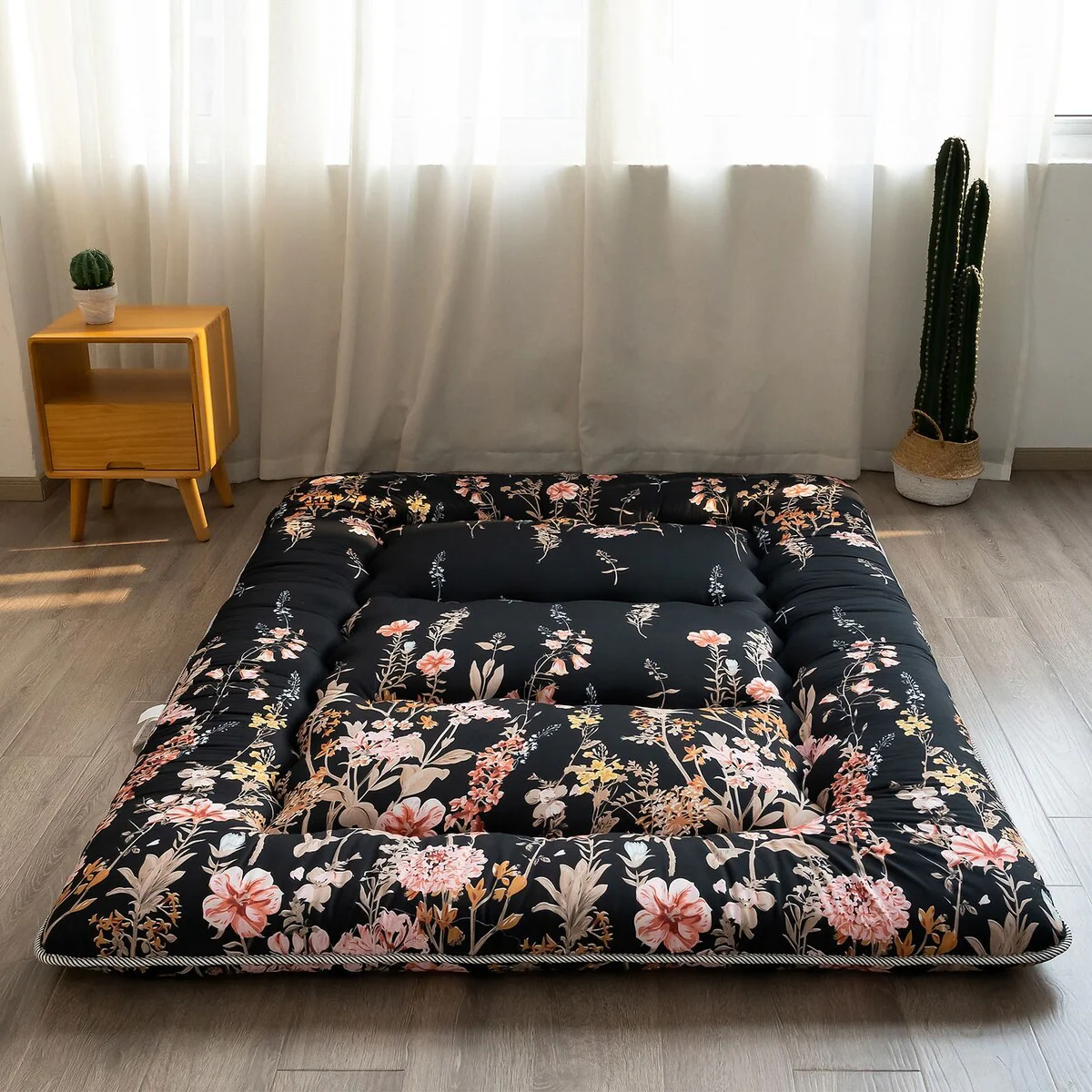 Black Floral Printed Japanese Floor Futon Mattress