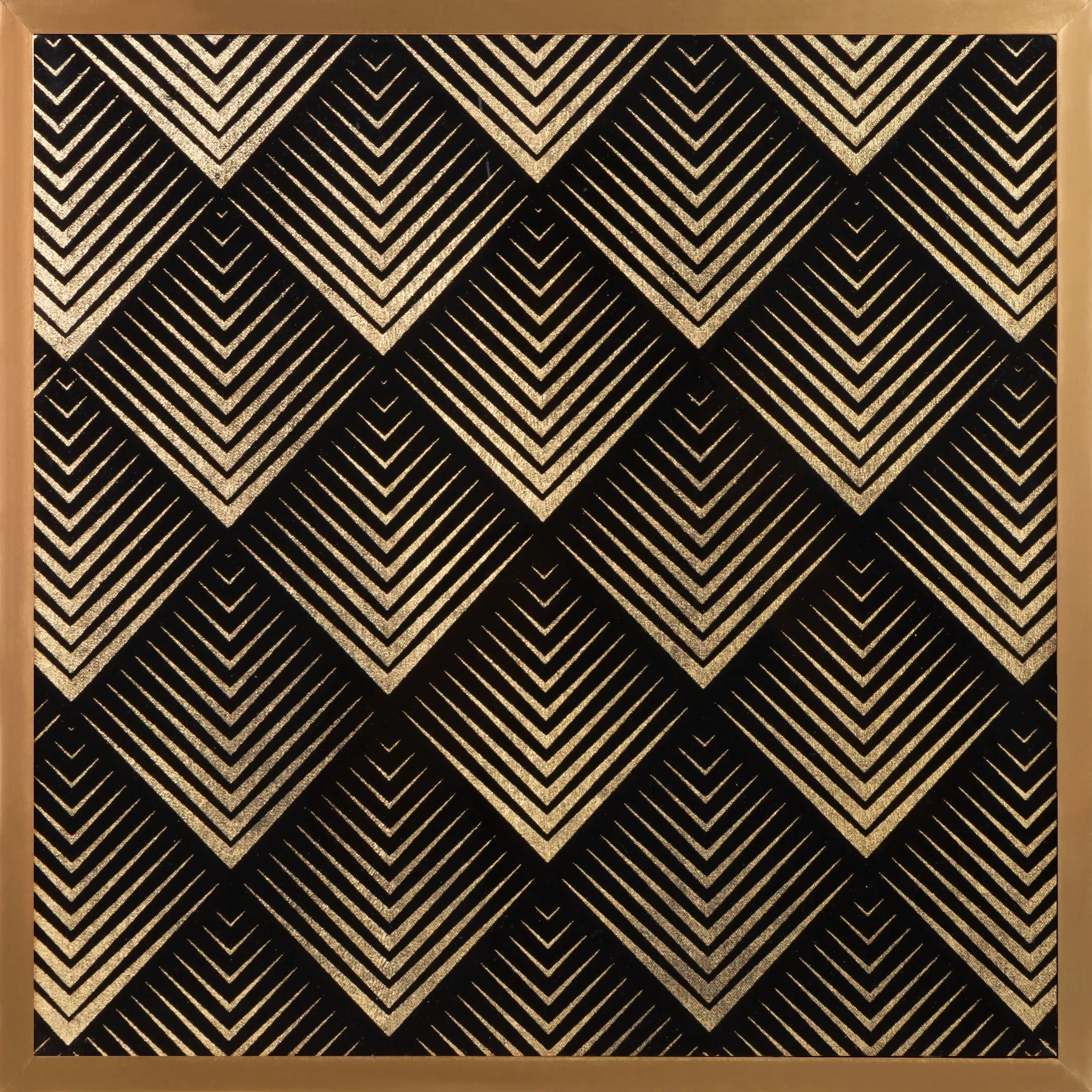 Obraz geometryczny czarny ze złotym błyszczącym nadrukiem w złotej ramie 53x53 cm VICTORIA 2 LIMITED COLLECTION