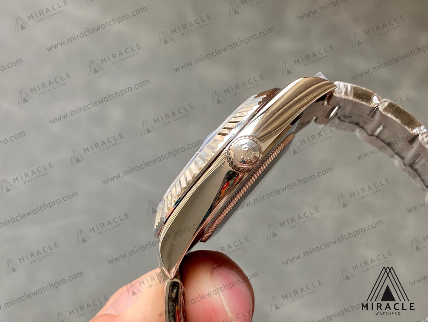 Replica Watch-ROLEX-Sky Dweller-REF.M326934-0003-ELITE CLONE-42MM
