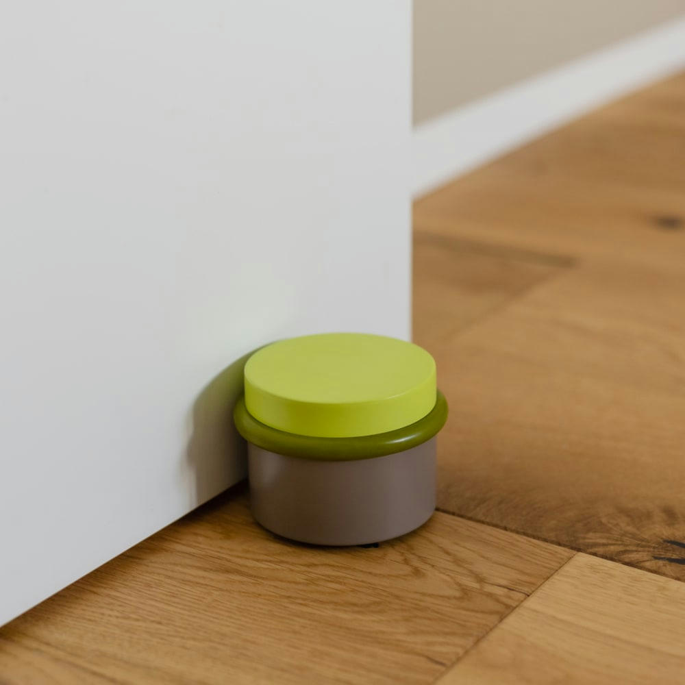 - Bloque-porte 2kg acier vert